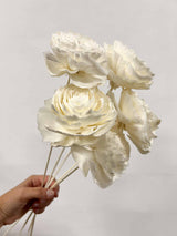 ODETTE » Bouquet of white artificial Roses made from manioc fiber