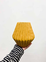 ELDAR » Vaso plissettato giallo ocra