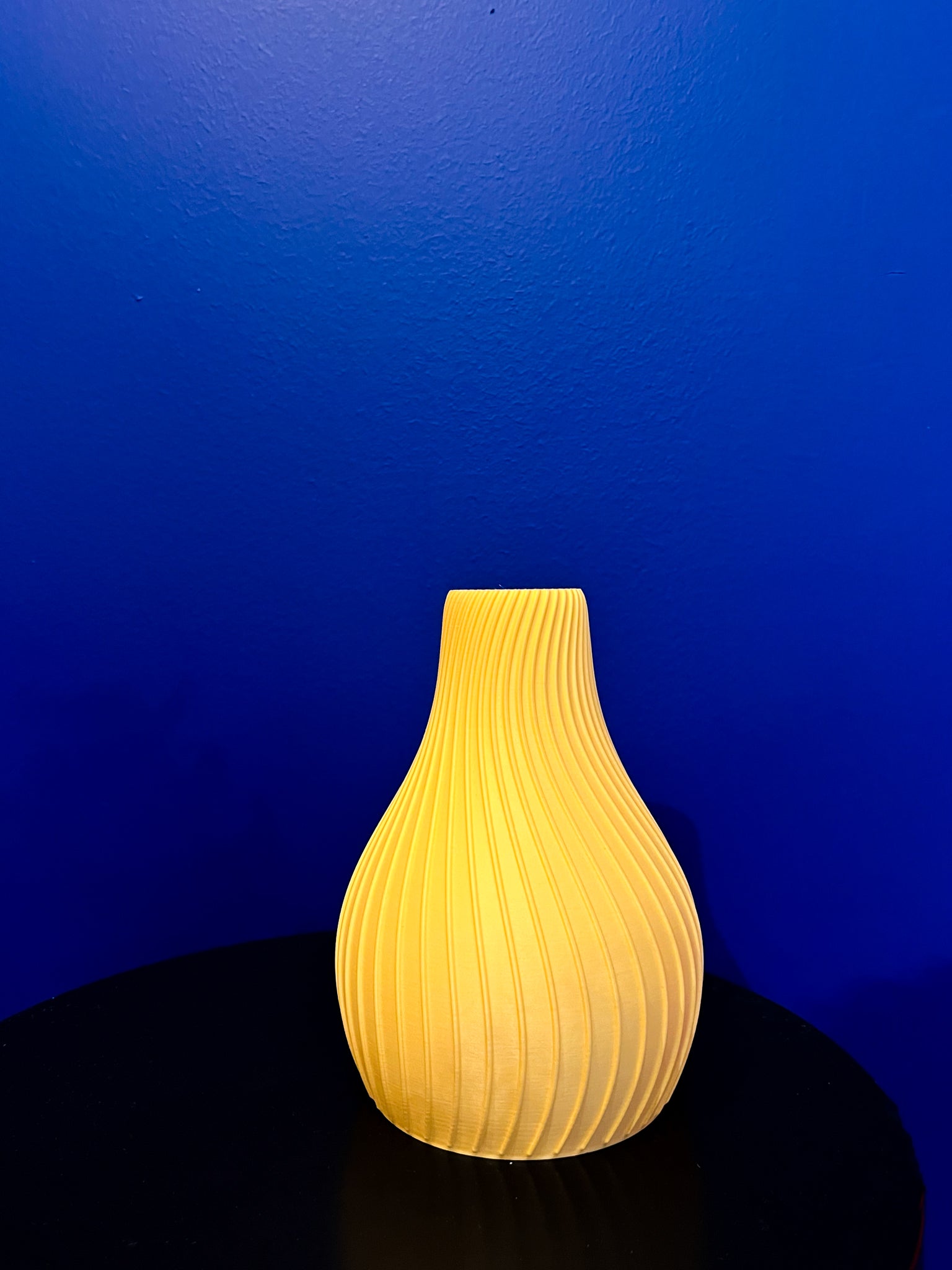 LEA » Vase en bioplastique jaune savane - 20 cm