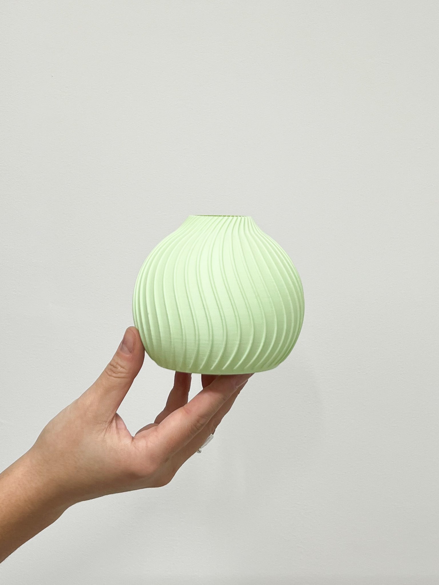 LOLA » Vase en bioplastique menthe pastel - 10 cm