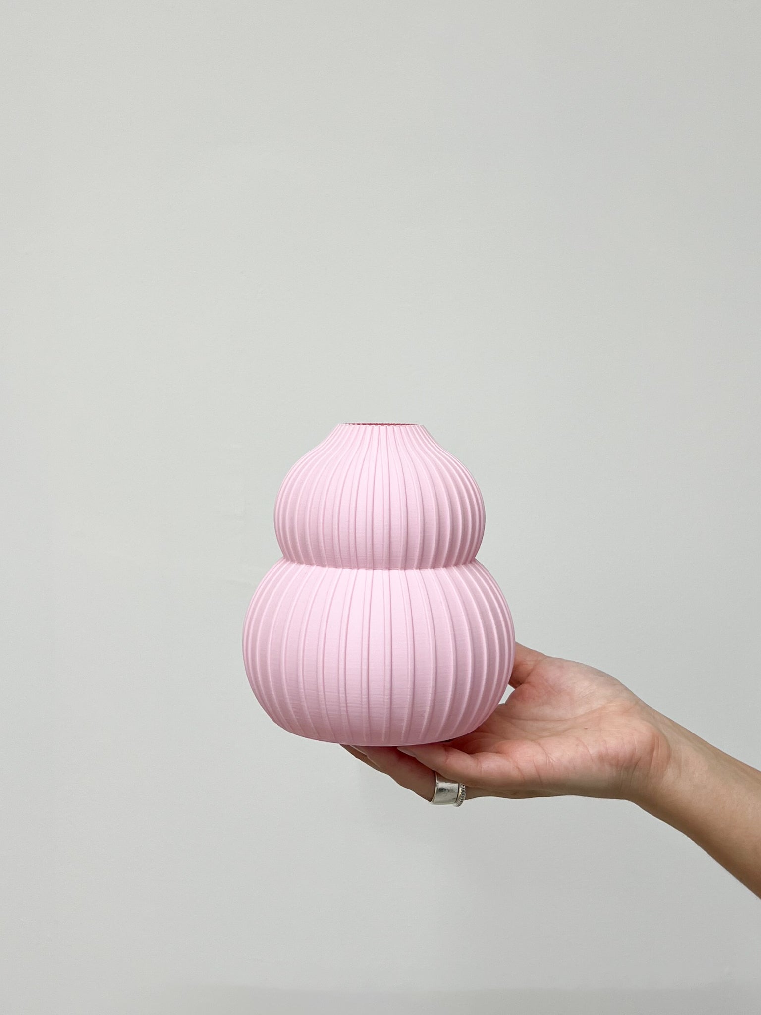 BABILA » Vase en bioplastique rose caramel - 15 cm