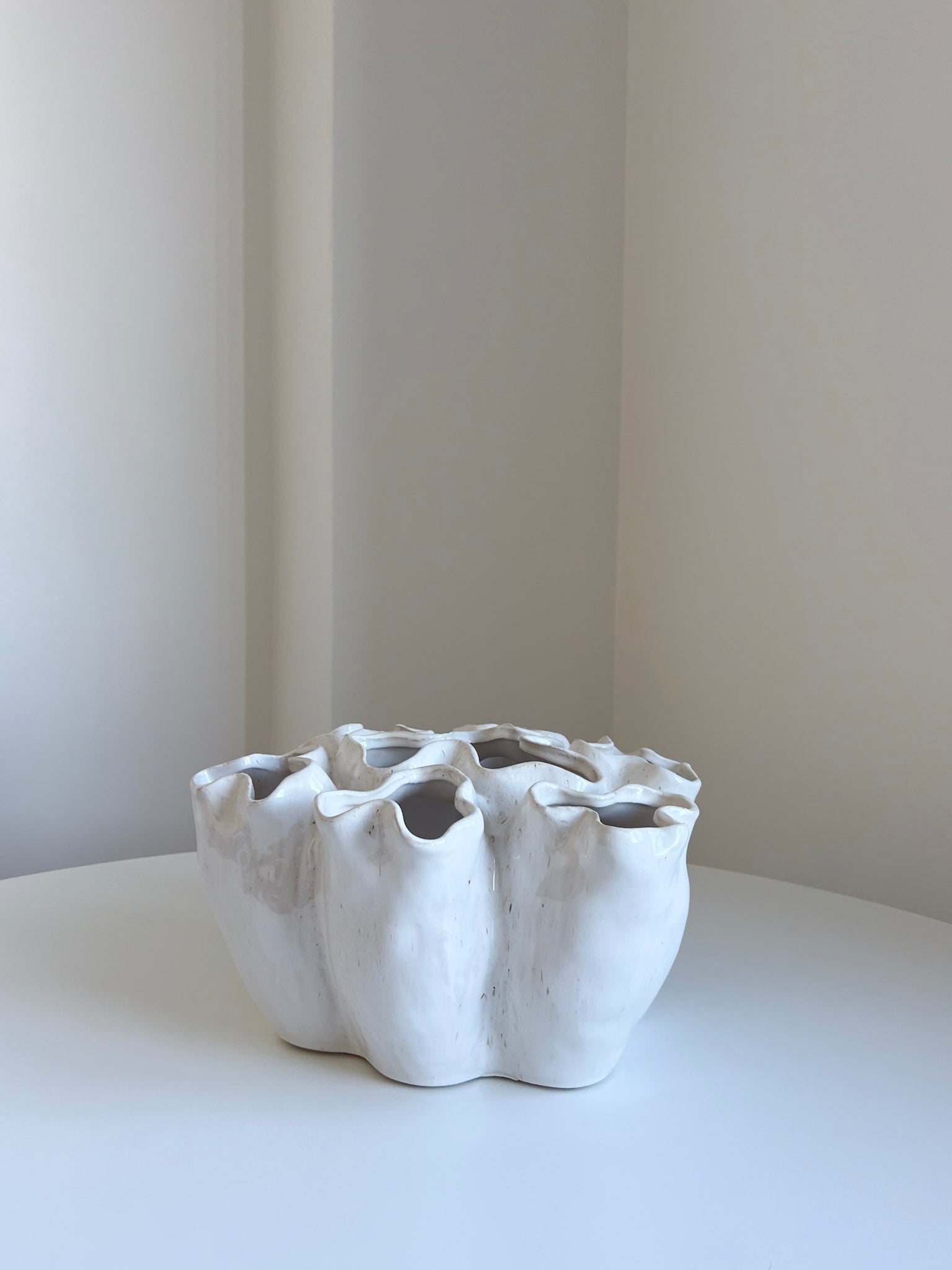 CLIFFY » Vaso in ceramica bianca organico H18,5cm