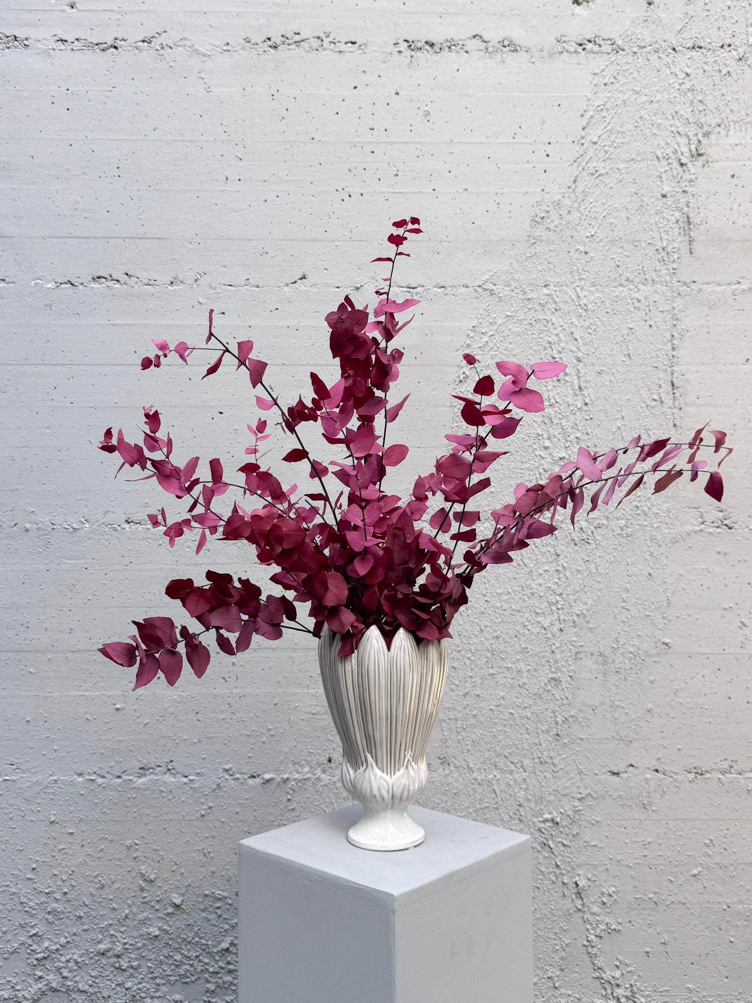 EUGENIA » Dark pink preserved Stuartiana Eucalyptus bouquet