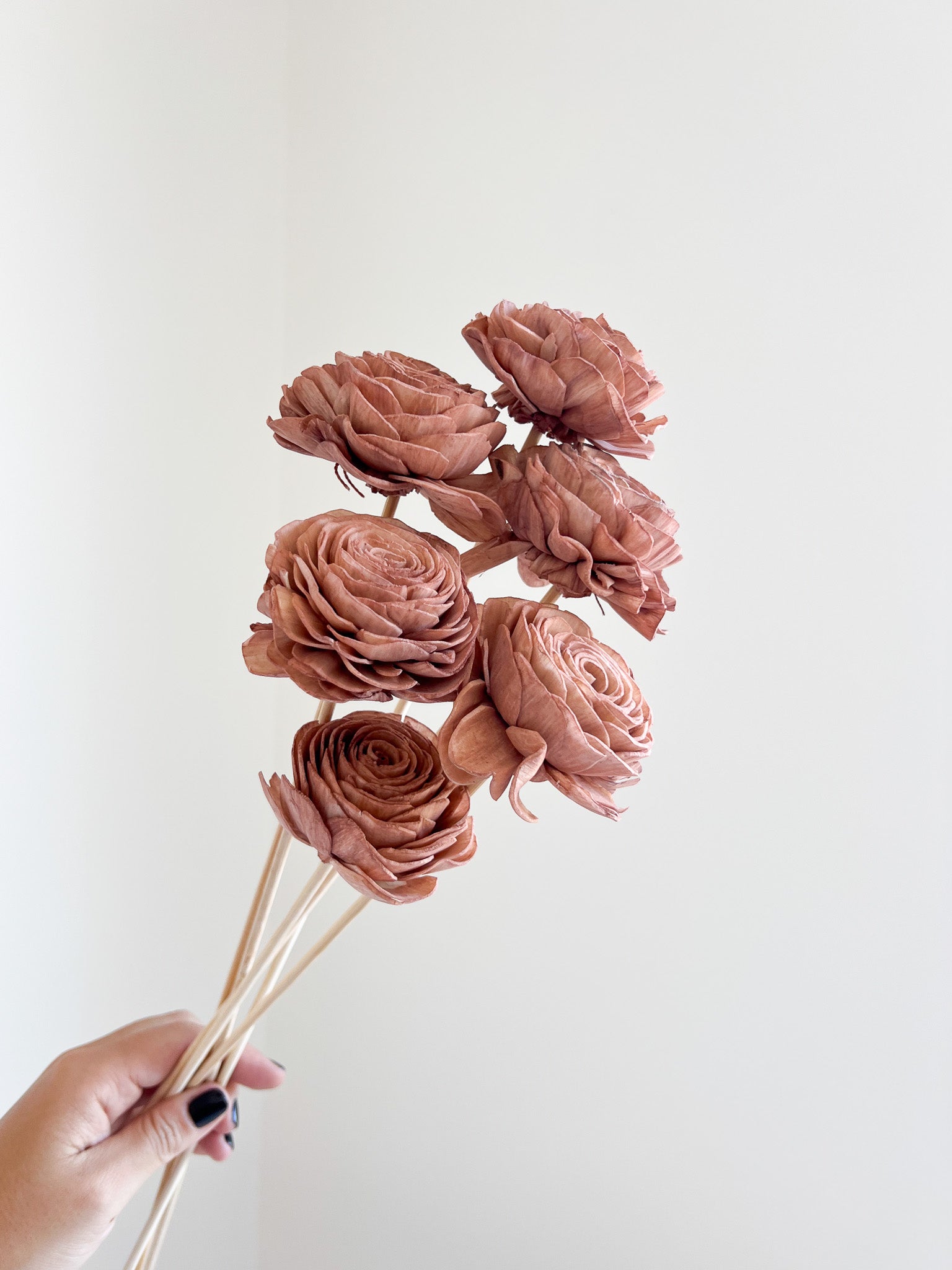 JULIETTE » Mazzo di rose rosa chiaro tagliate e ricostruite in fibra di manioca