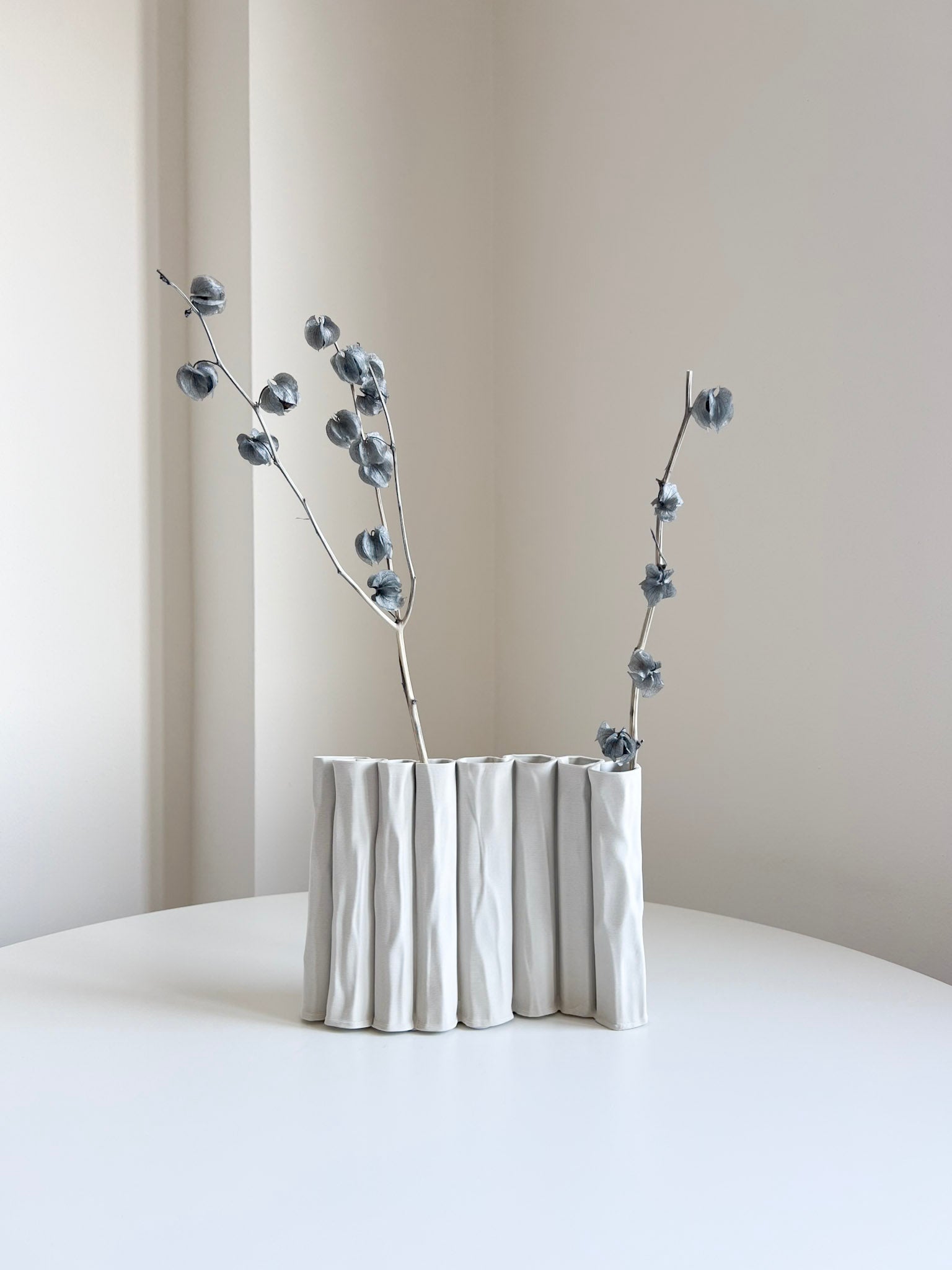 MISA » Vaso Scultoreo di ceramica a Colonne Multiple bianco stampa 3D H21cm