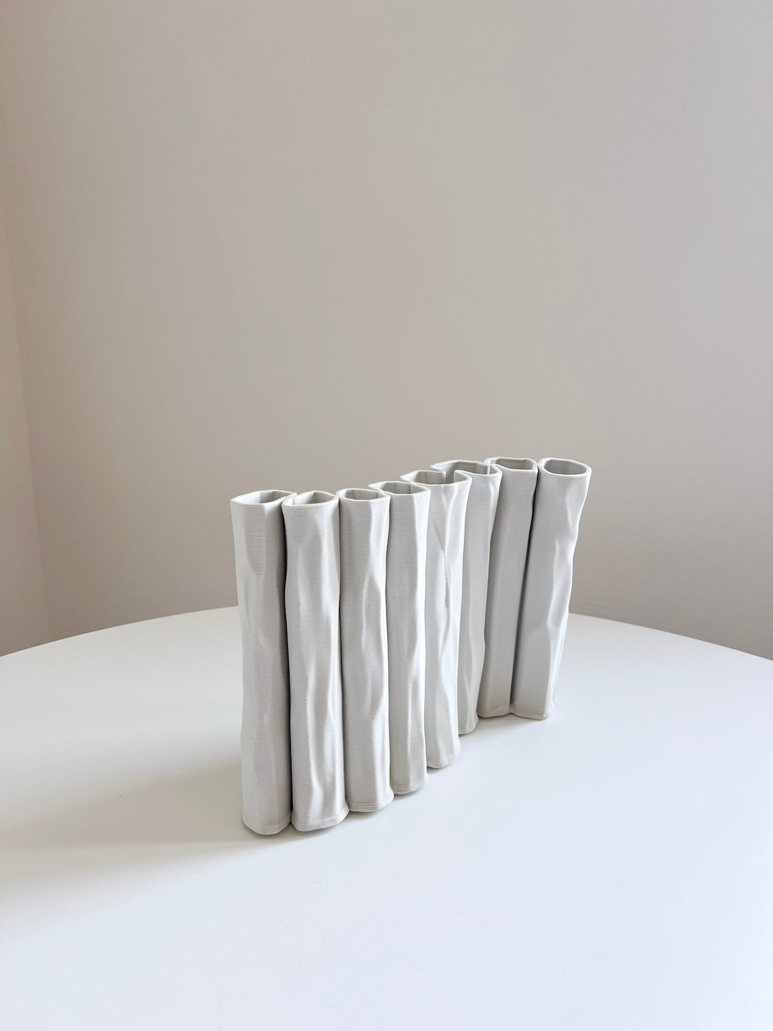 MISA » Vaso Scultoreo di ceramica a Colonne Multiple bianco stampa 3D H21cm