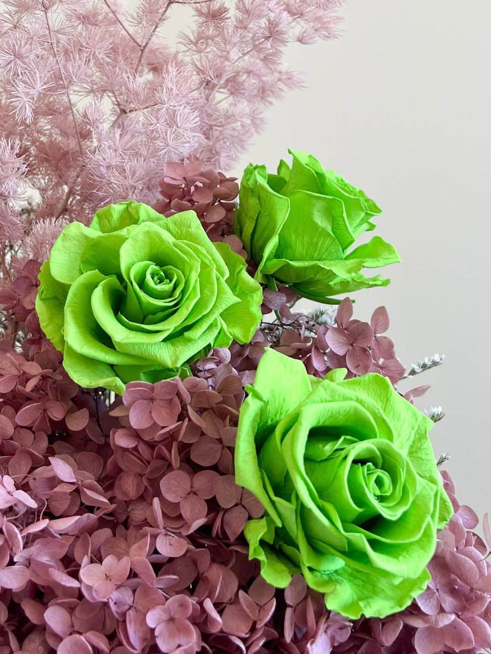ARIELE » Box da 6 fiori di Rosa verde diametro 6,5cm standard - Bloomoon