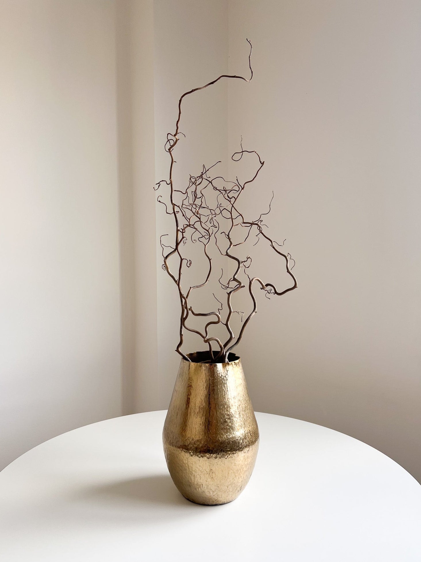 BRIGHTY » Vaso di metallo martellato oro H31cm - Bloomoon