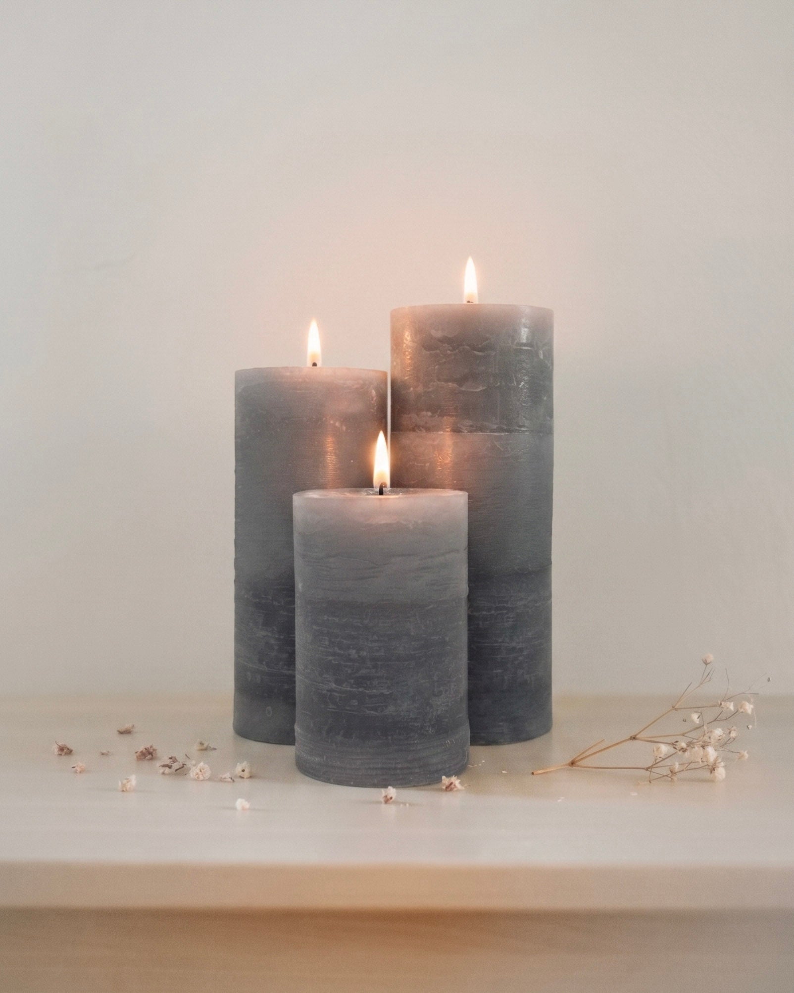 ELARA TRIS » Tris di Candele Rustiche in Cera Grigio - Bloomoon