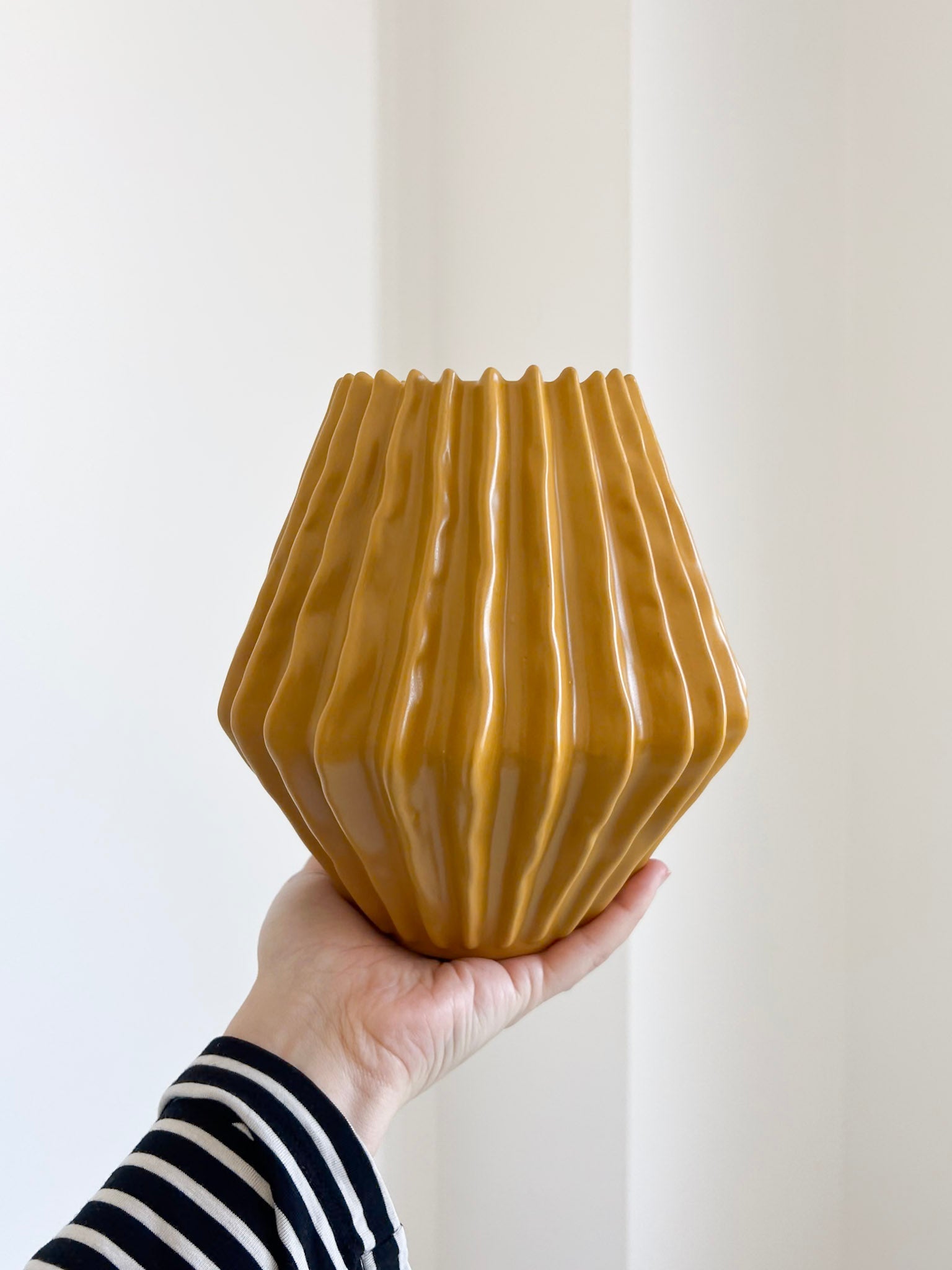 ELDAR » Vaso plissettato giallo ocra - Bloomoon