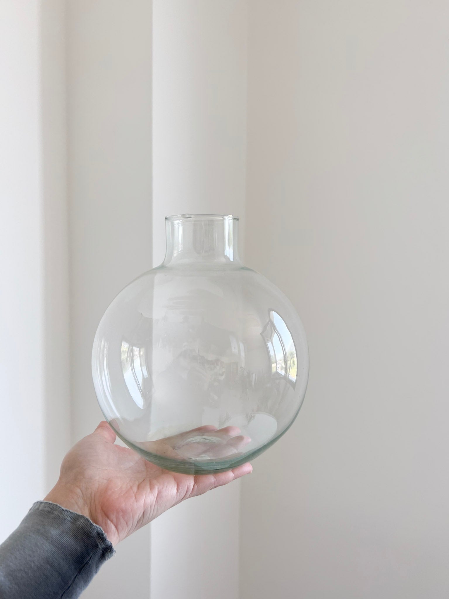 ETERA » Vaso in vetro trasparente a sfera con collo stretto H20,5 cm - Bloomoon