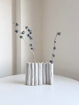 MISA » Vaso Scultoreo di ceramica a Colonne Multiple bianco stampa 3D H21cm - Bloomoon