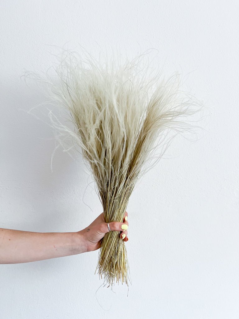 REBECCA » Natural Stipa Pennata bouquet
