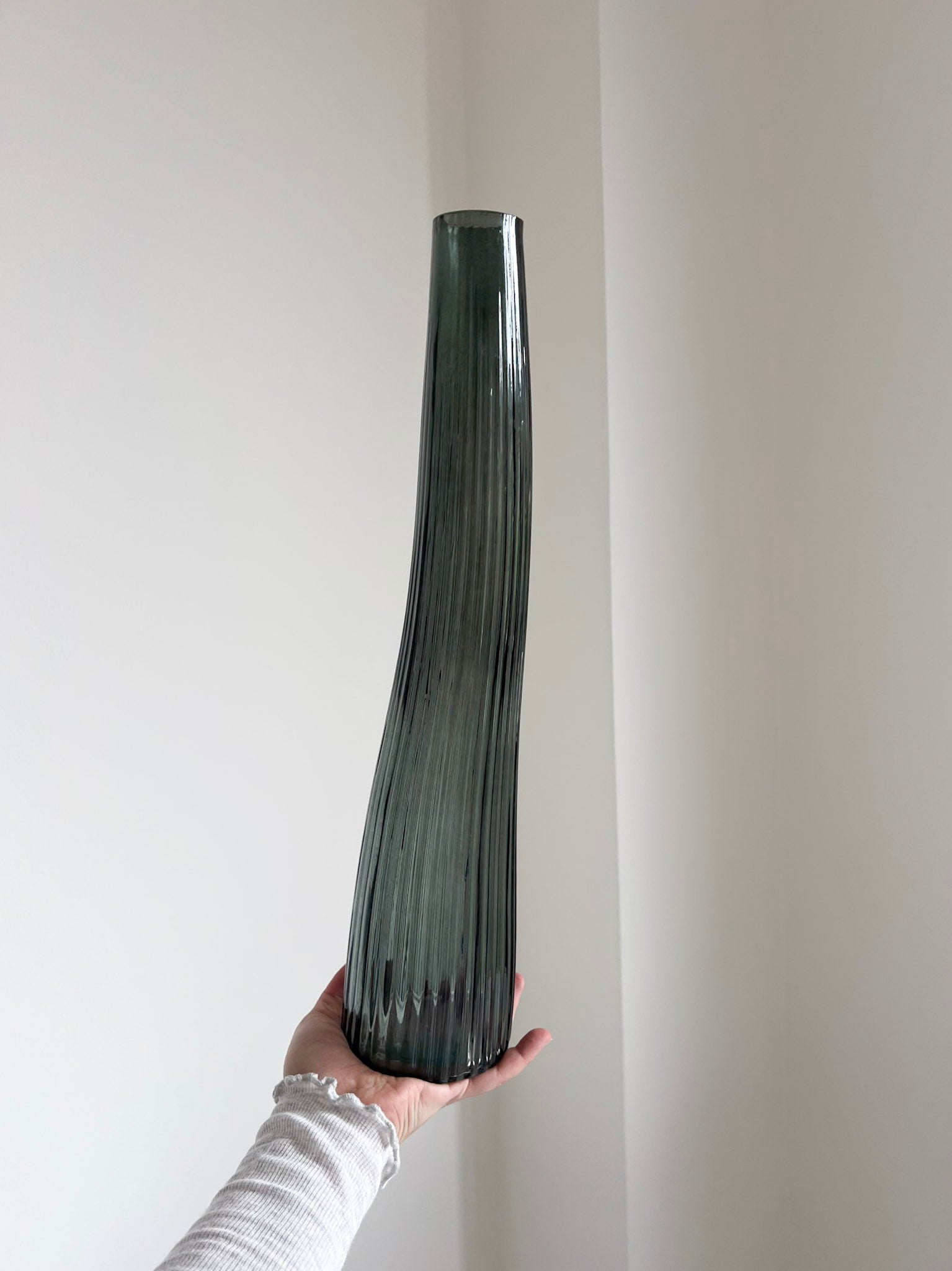 REIKO » Vaso vetro irregolare slanciato verde - Bloomoon