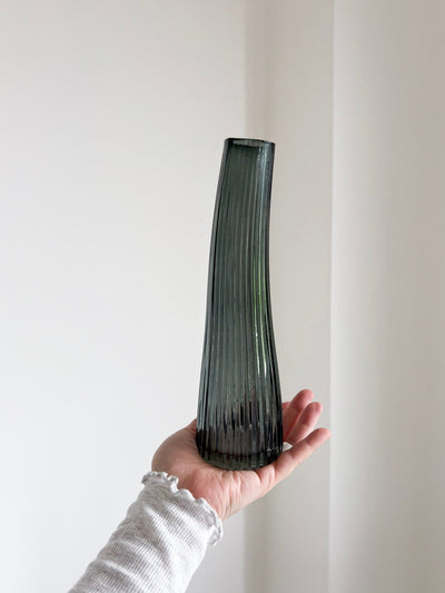 REIKO » Vaso vetro irregolare slanciato verde - Bloomoon