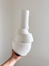 STARYN » Vaso decorativo bianco dal design geometrico e contemporaneo H42cm - Bloomoon
